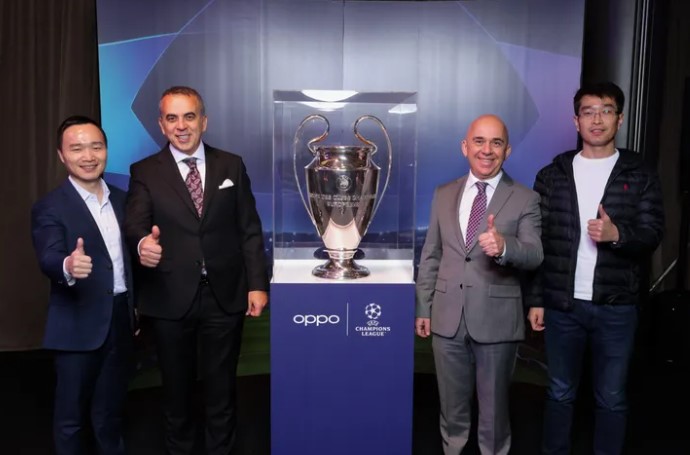 UEFA Kupası, OPPO Lansmanı Kapsamında Türkiye'de








