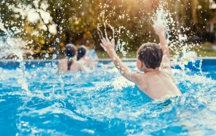 Havuz Suları Çocuklarda Hastalık Riski Taşıyor

