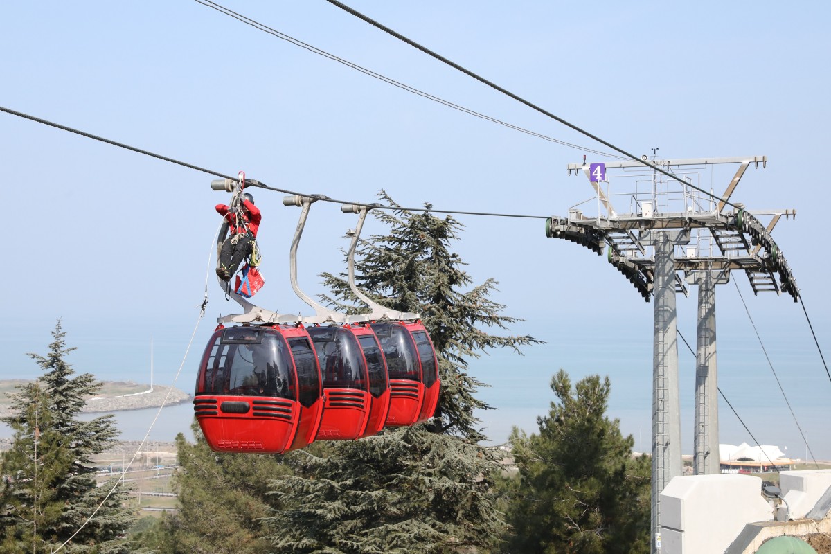 Yenilenen Teleferik Hattında Güvenlik İçin Özel Kurtarma Eğitimi