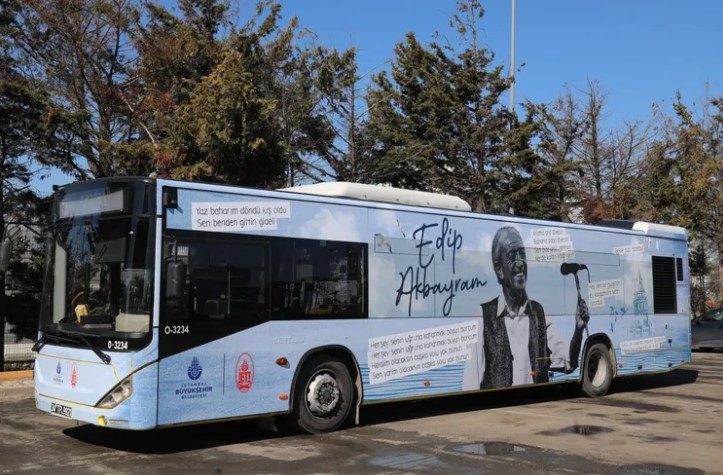 İETT'den Edip Akbayram Anısına Nostaljik Tramvay Seferleri







