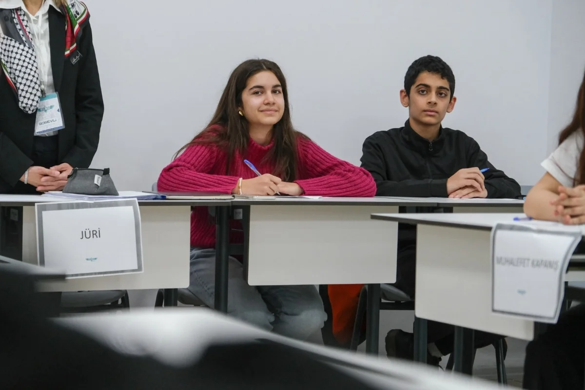 Kocaeli Büyükşehir gençleri geleceğe hazırlıyor