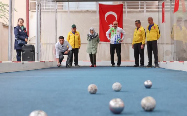 Bilecik'te Huzurevi Sakinleri Bocce ile Yeteneklerini Gösterdi









