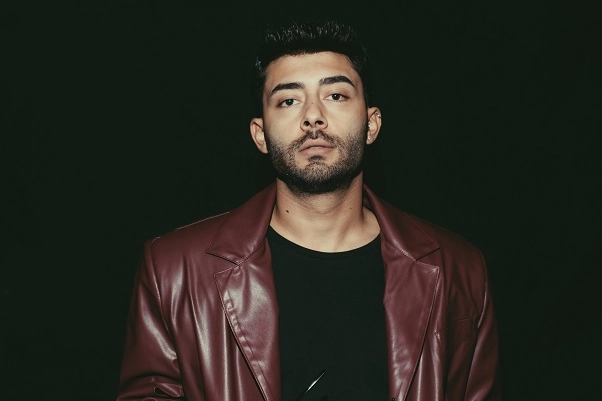 Kurtuluş Kuş, “Mest of ArabesQ” Albümüyle Bir İlke İmza Attı!