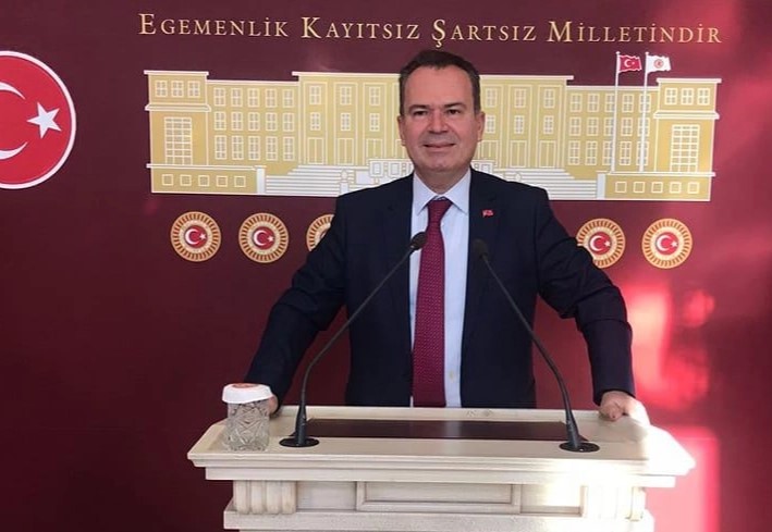 Eski DSP Vekili Şimşek: Üretmeden Tüketiyoruz!