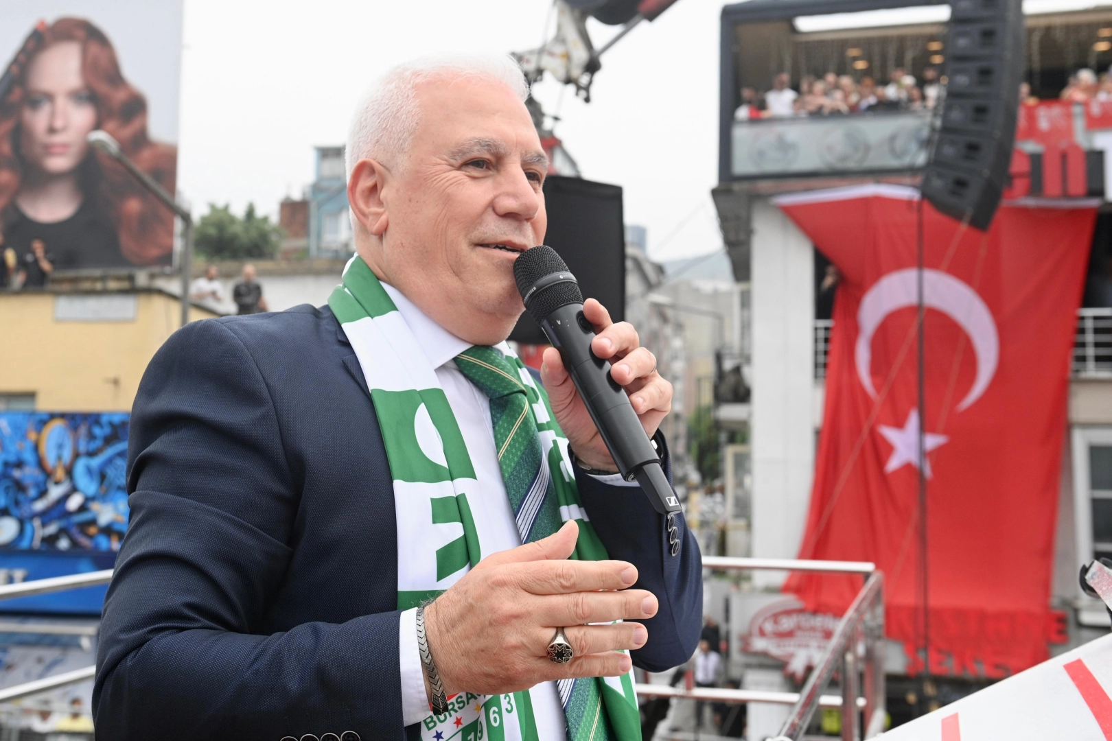 Bozbey'den İmamoğlu'na destek: Adalet ve Demokrasi Çağrısı
