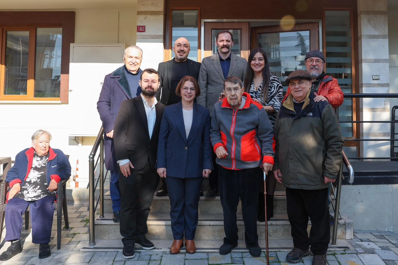 İstanbul'da usta sanatçı Zihni Göktay’a vefa ziyareti