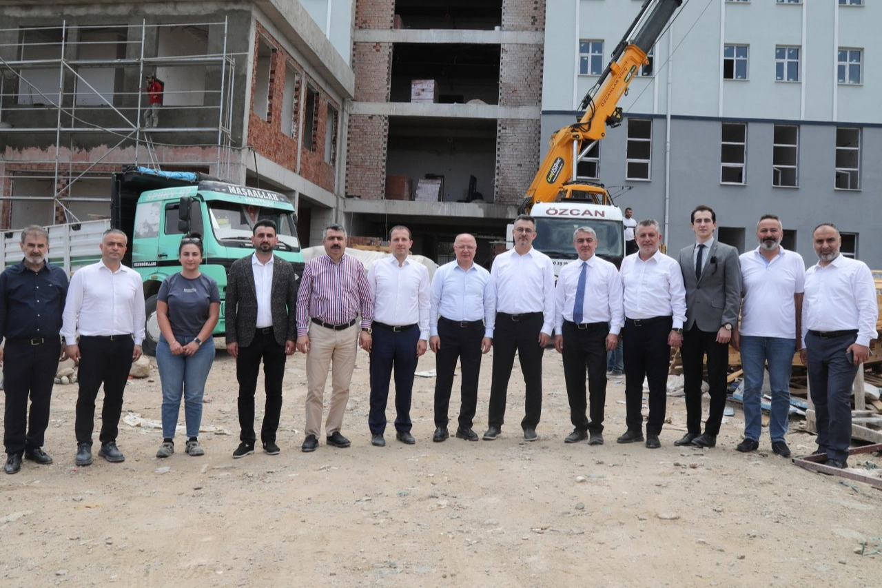BTÜ'de 2000 Öğrencilik Yeni Yurtlar Tamamlanıyor
