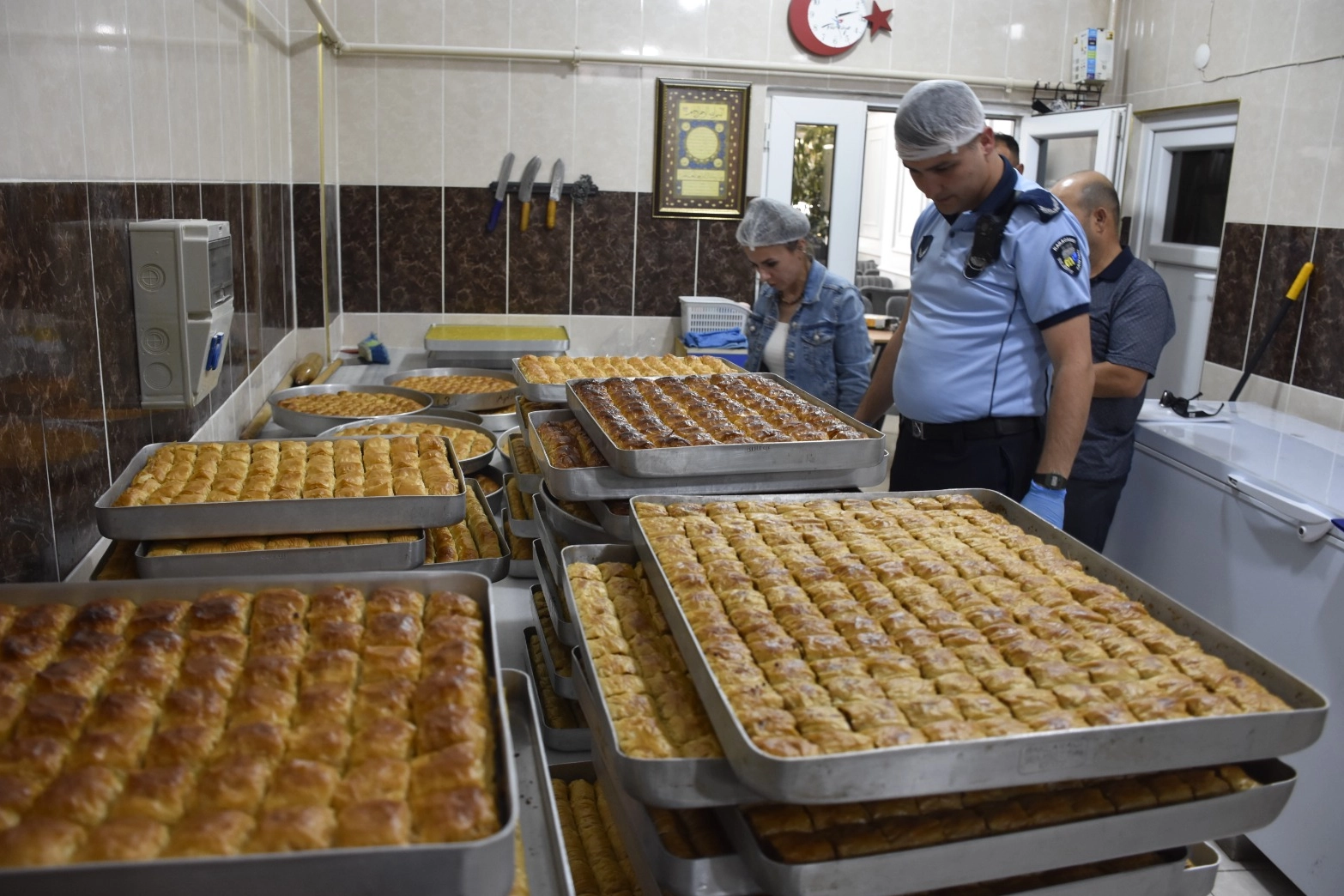 Karacabey'de Bayram Öncesi Gıda Denetimleri
