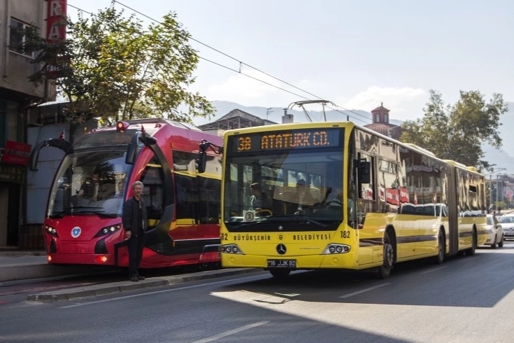 BursaRay, %90 Kapasiteyle Hizmette
