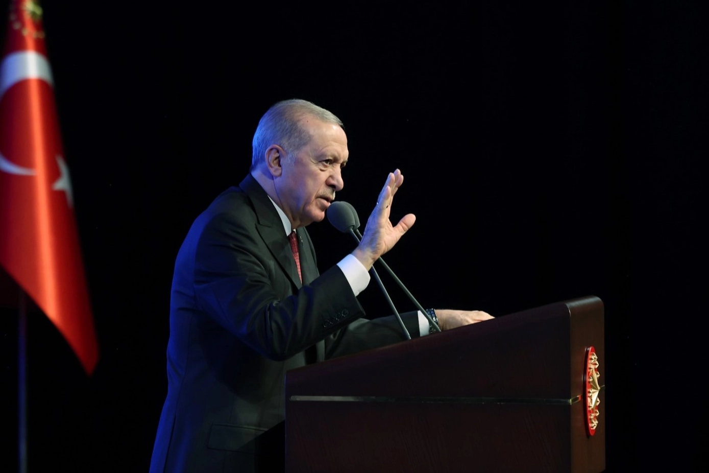 Erdoğan'dan Sivil Anayasa Çağrısı
