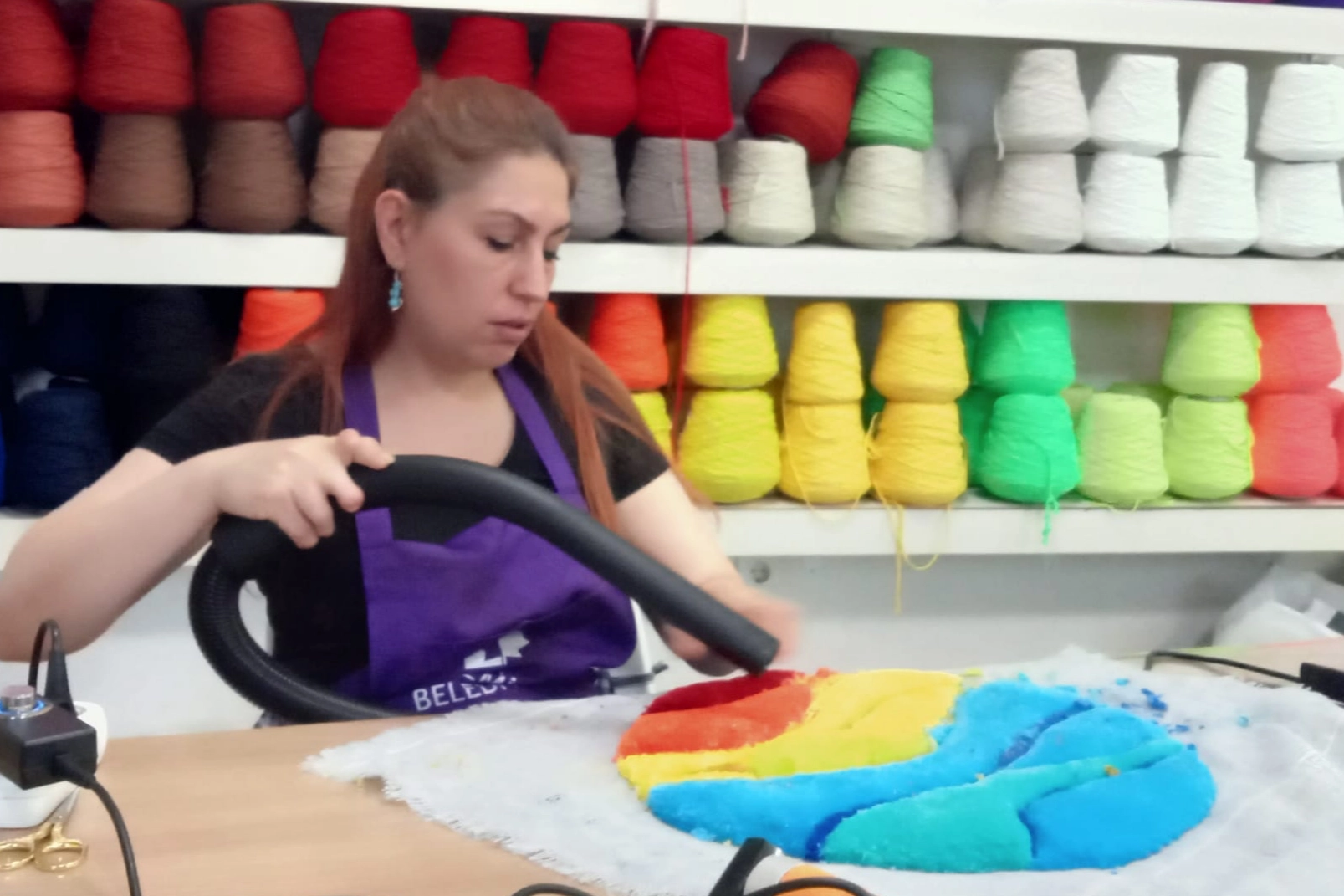 İZGİM'de Tufting Atölyesiyle Kadınlara Yeni Fırsatlar
