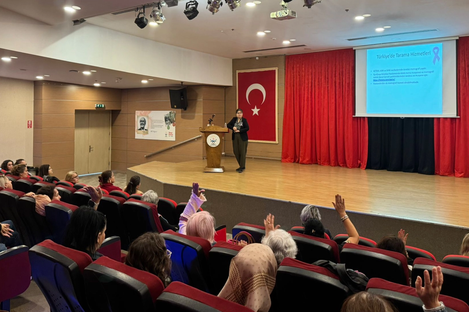 İzmir Çiğli'de meme kanseri farkındalık semineri