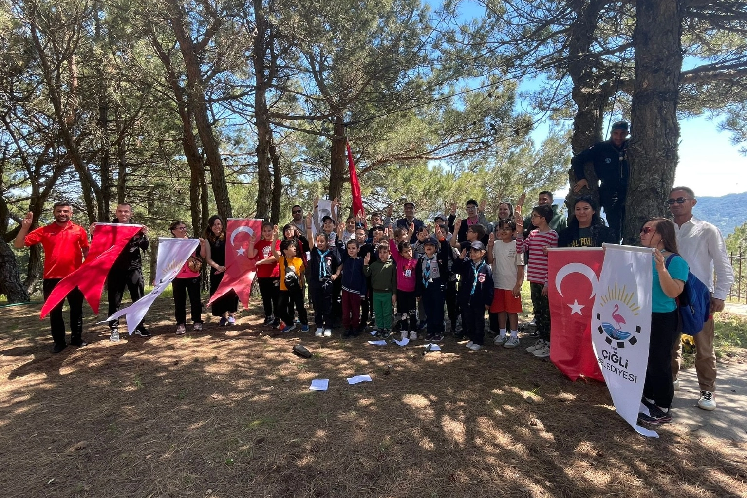 Çiğli'de Gençlere Pratik İzcilik Eğitimi
