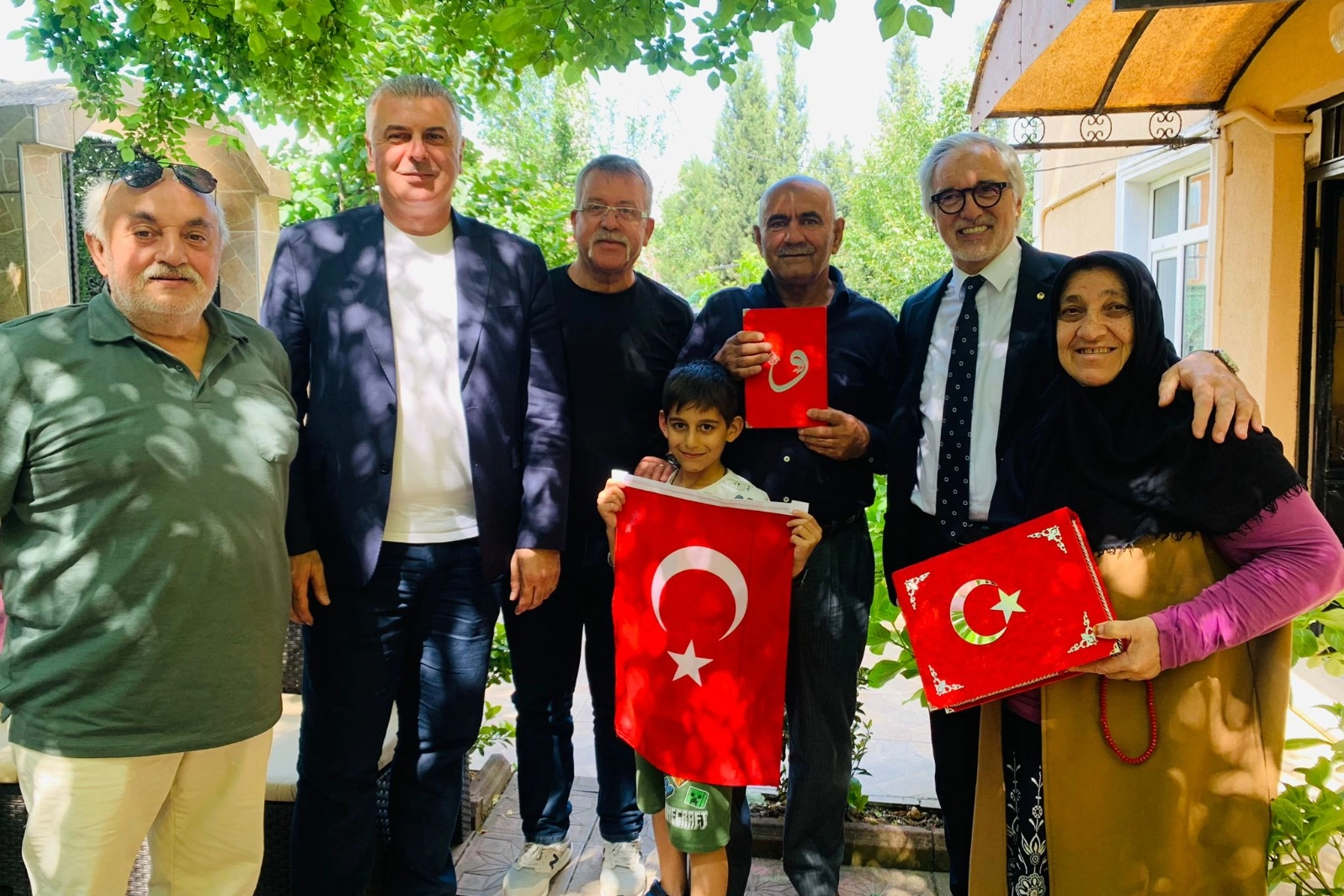 İzmit Belediyesi'nden Kıbrıs Gazilerine Vefa Ziyareti
