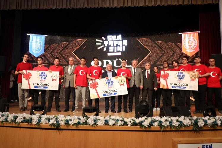 Melikgazi'de Öğrenci Yetenekleri Ödüllendirildi
