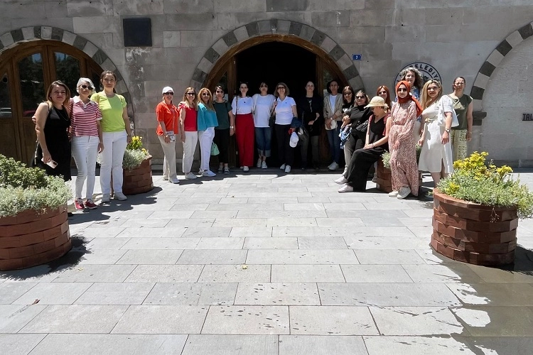 Talas'tan Öğretmenlere Tarih ve Kültür Gezisi
