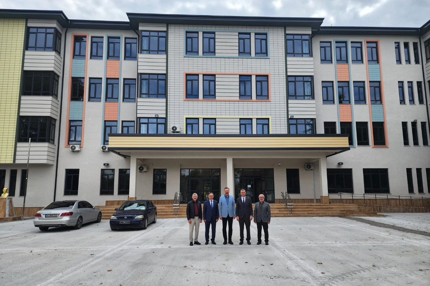 Kocaeli Gölcük'te eğitim yatırımları tam gaz