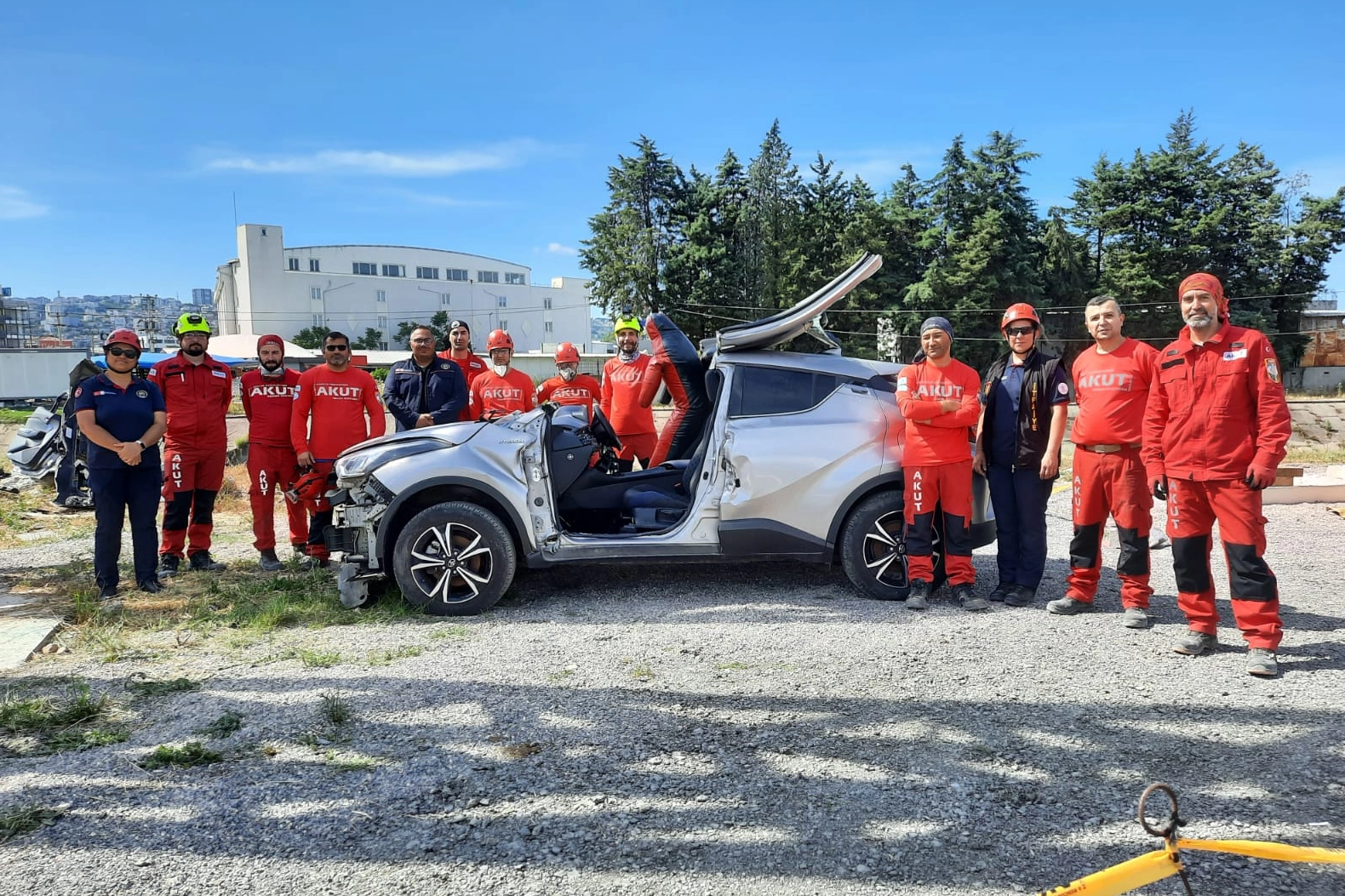 Kocaeli İtfaiyesi'nden AKUT'a Kurtarma Eğitimi
