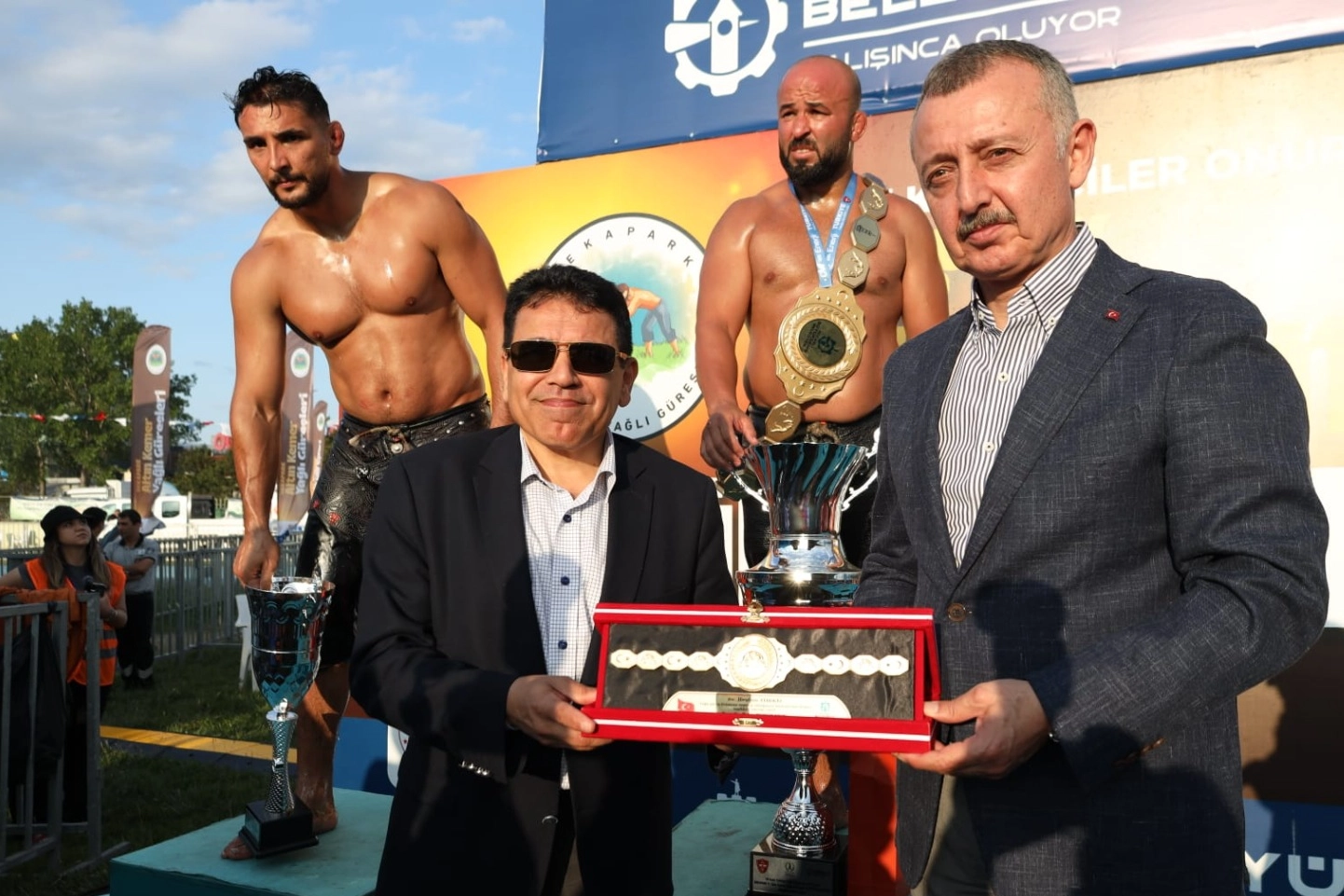 Orhan Okulu, Kocaeli'de Başpehlivan Oldu
