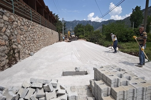 Muğla'da 14 Milyonluk Yol Yatırımı
