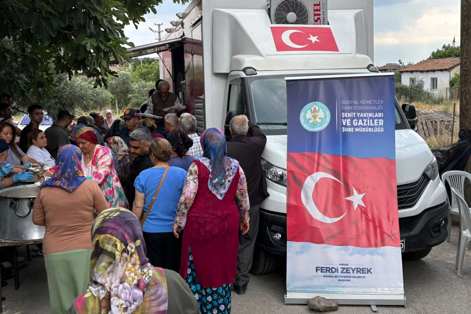 Manisa'da Kıbrıs Gazisi Anıldı
