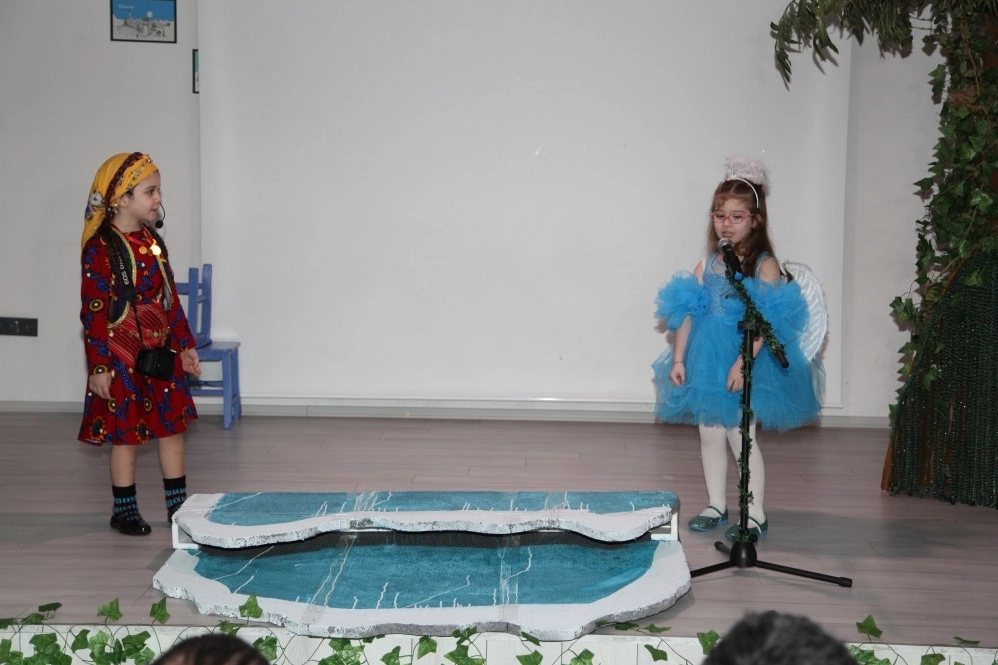 Mudanya'da 5 Yaşındakiler Büyüledi
