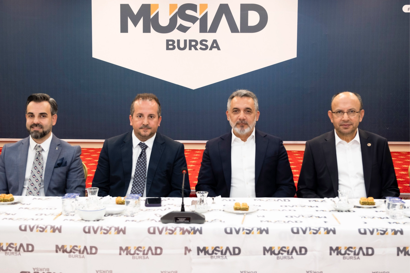 MÜSİAD Bursa'da Bayram Birliği ve Ekonomik Görüşmeler
