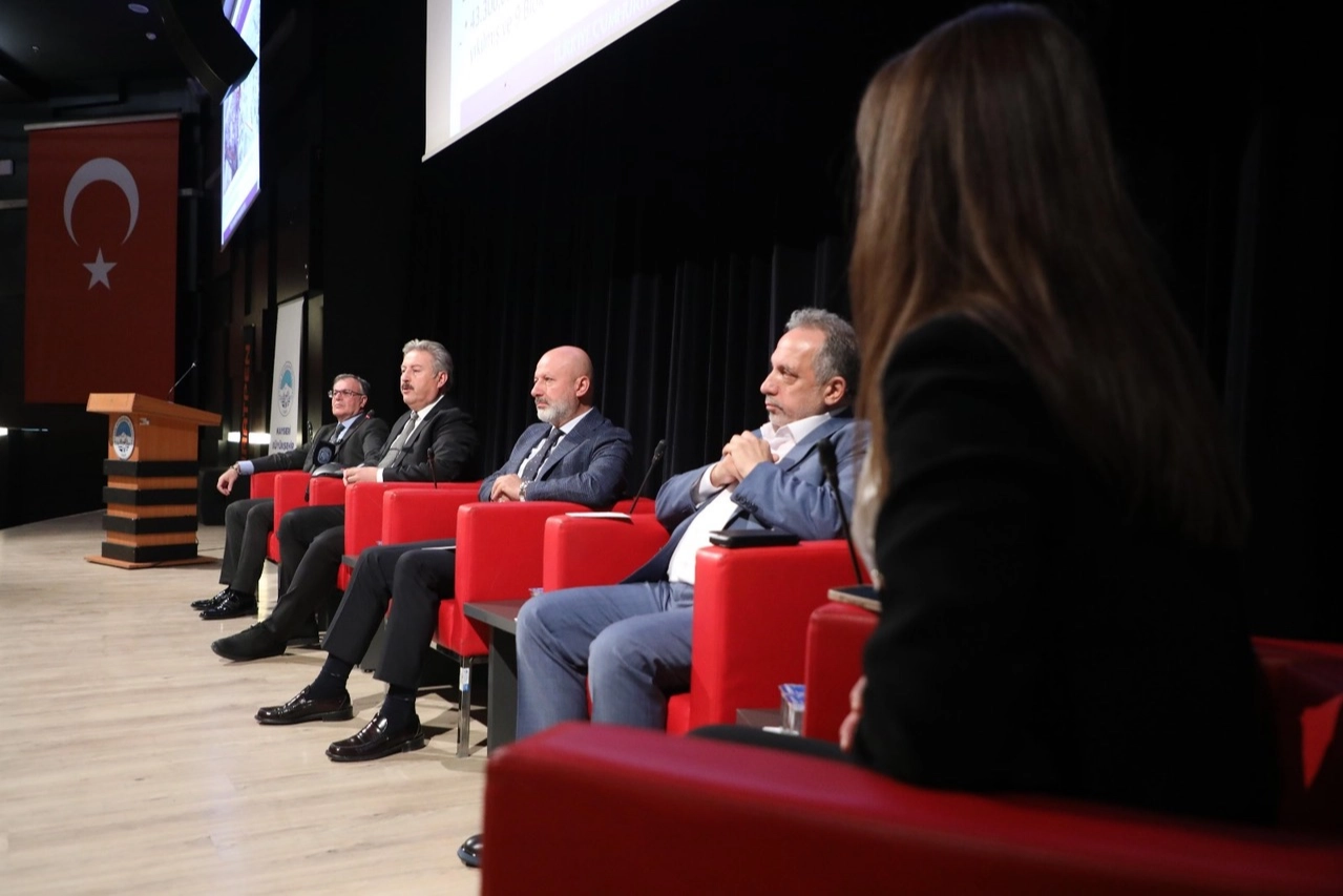 Mustafa Palancıoğlu 'kentsel dönüşüm'ü anlattı