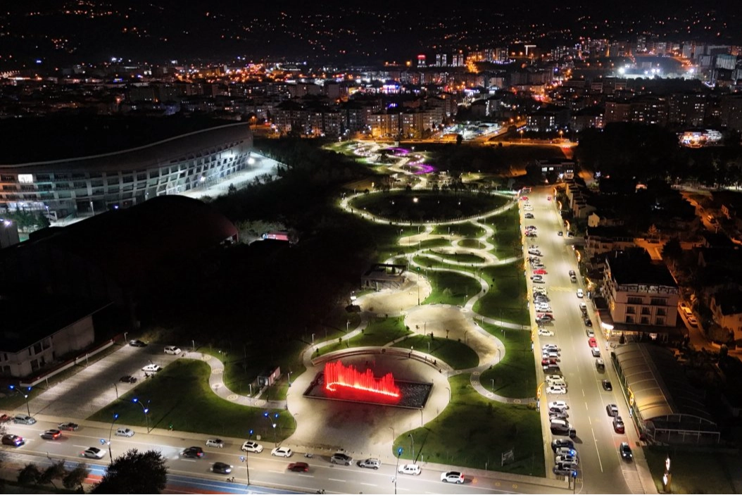 Ordu'da Durugöl, gece görünümüyle hayran bırakıyor