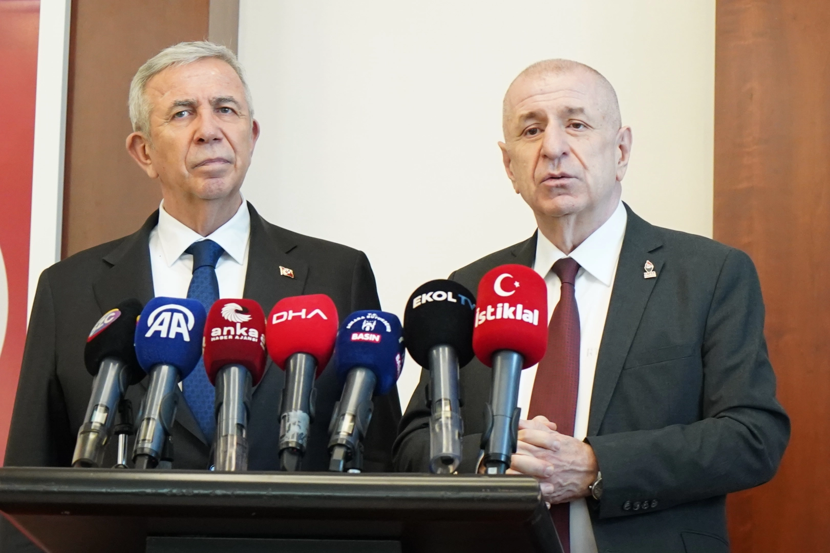 Özdağ'dan Yavaş'a Teşekkür Ziyareti
