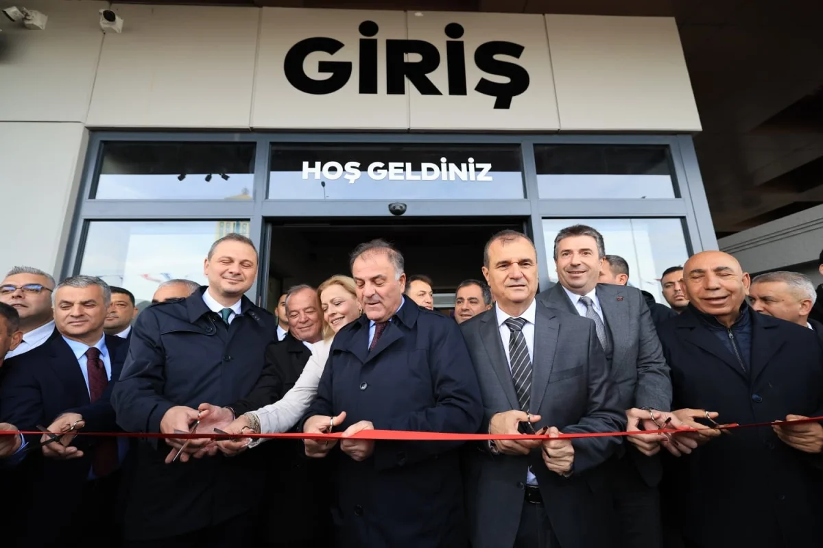 Günlük 5 Bin Yolcu Kapasiteli Büyükçekmece Cep Otogarı Açıldı