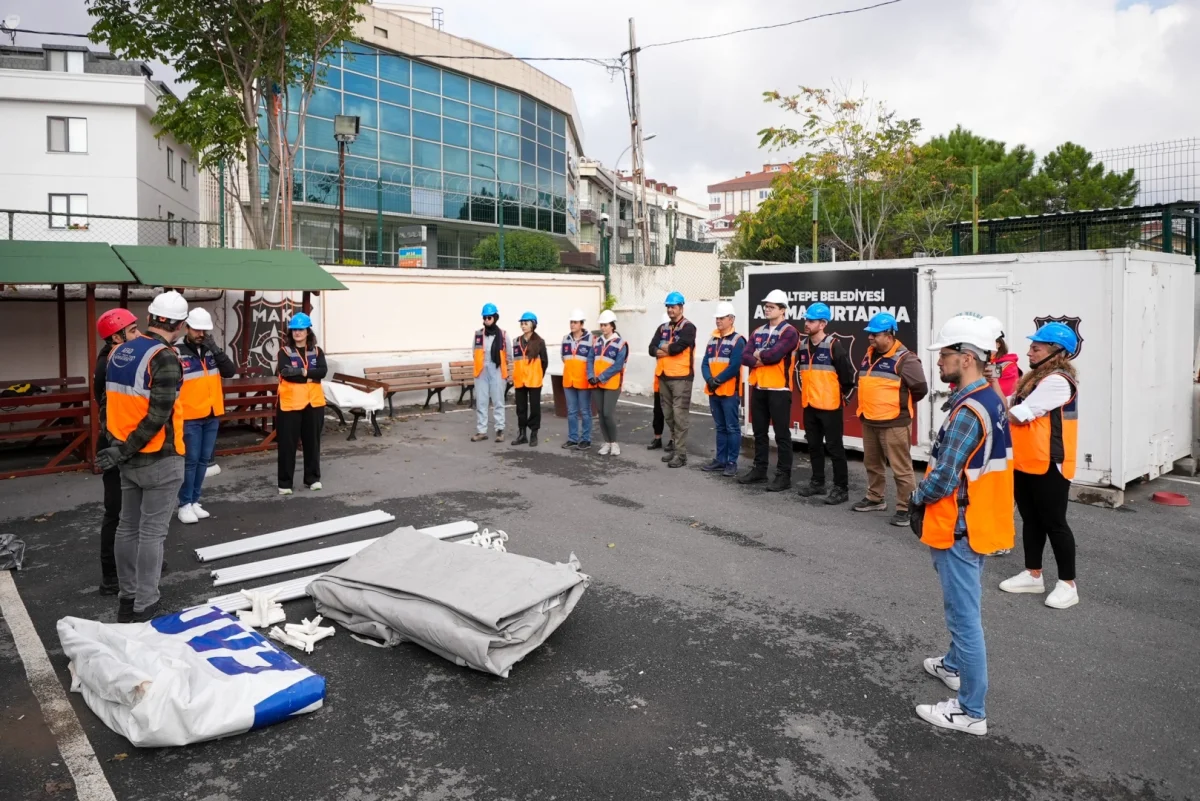 Maltepe’de Afet Gönüllüleri Yetiştiriliyor
