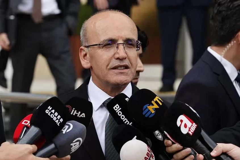 Şimşek: İhracat ve Turizm Cari Dengeyi Destekliyor