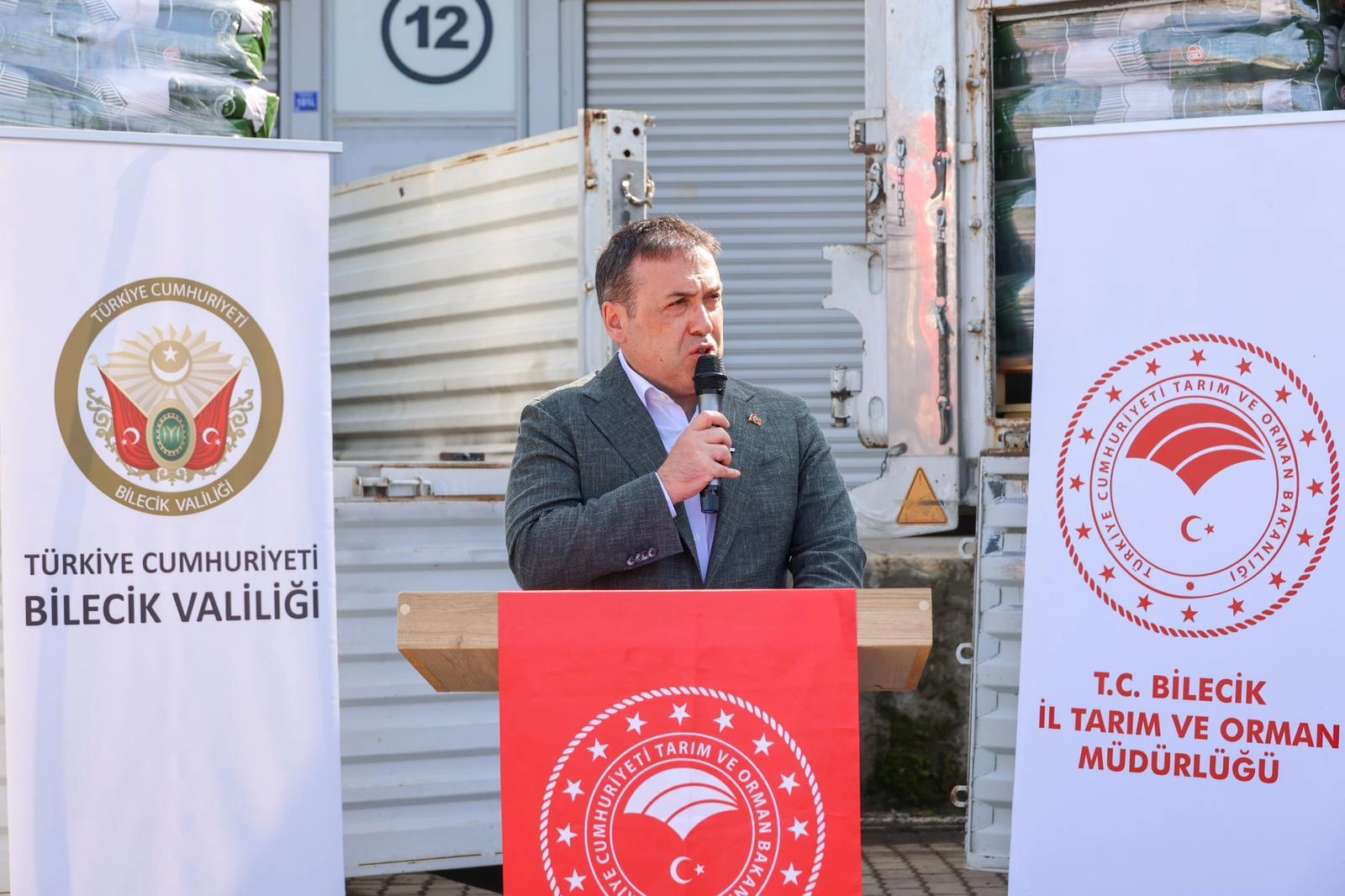 Bilecik'te 901 çiftçiye 508 bin kilogram tohum desteği