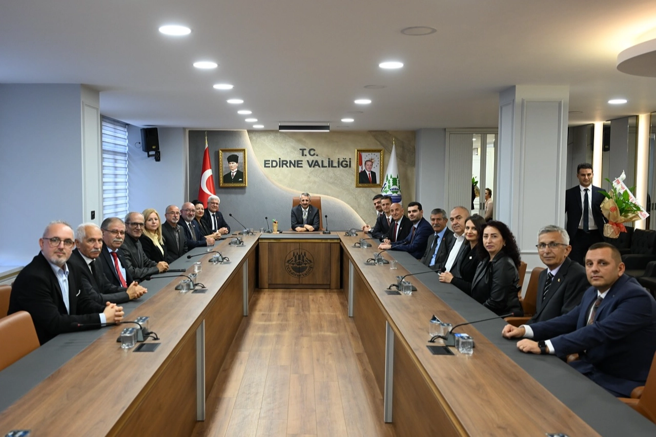 CHP il yönetiminden Edirne Valisi Sezer’e ziyaret
