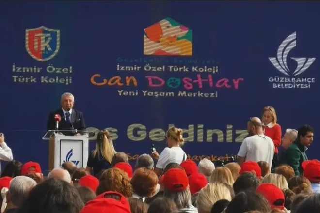 İzmir Güzelbahçe'de korumalı yaşam merkezi açıldı
