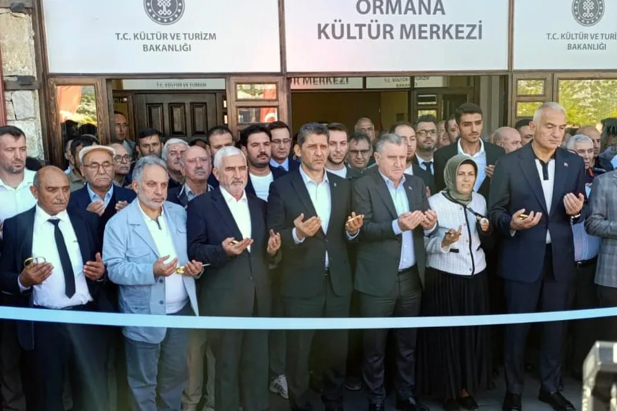 Talas Belediye Başkanı Yalçın, İbradı’daki Kültür ve Gençlik Yatırımlarını İnceledi
