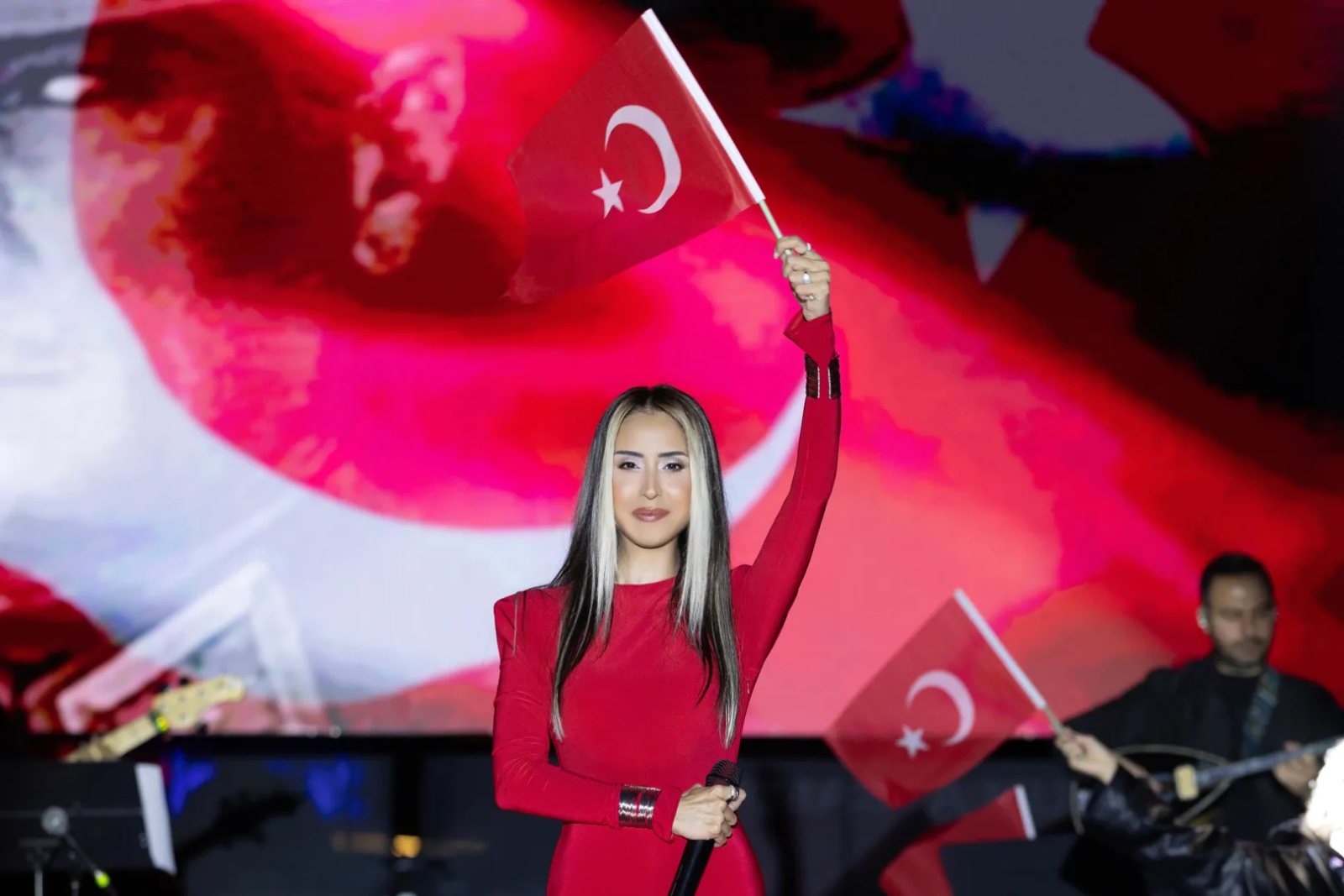 Hande Ünsal’dan Cumhuriyet Bayramı’na İki Konserle Muhteşem Kutlama!