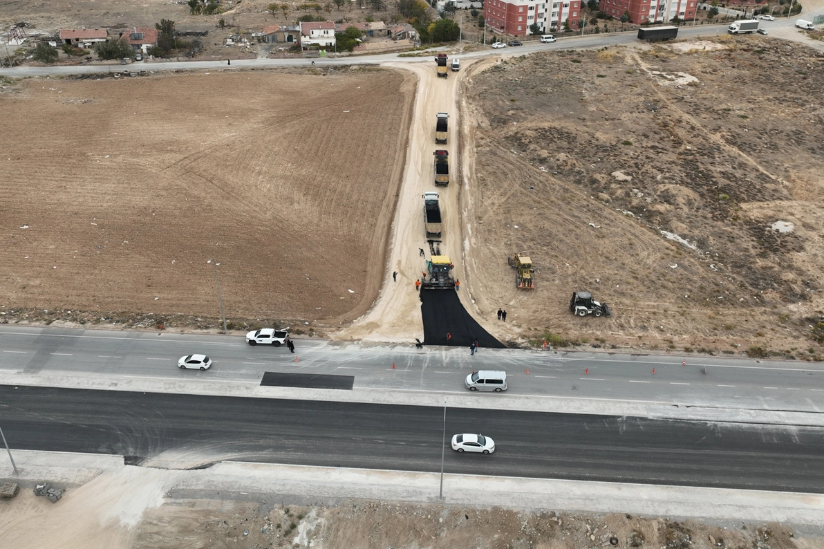 Konya Selçuklu'da asfalt çalışmalarına devam